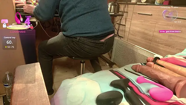 misteryman1956 online show from November 19, 2025, 7:08 am