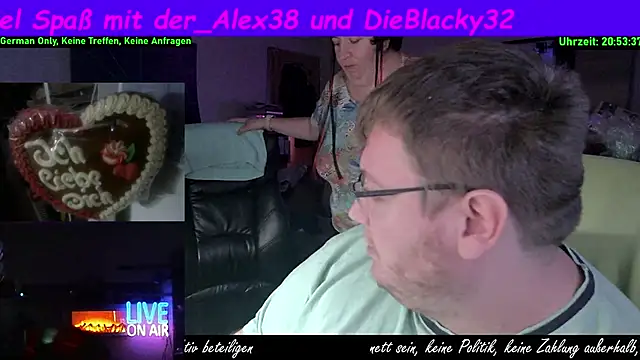 Snapshot of der_alex38 chatting on October 12, 2025, 6:53 pm der alex38 online show from October 12, 2025, 6:53 pm