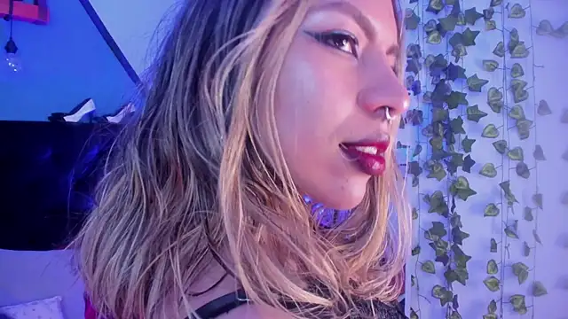 Snapshot of delilah_fix chatting on October 29, 2025, 8:19 pm delilah fix online show from October 29, 2025, 8:19 pm