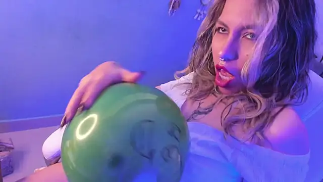 Snapshot of delilah_fix chatting on September 22, 2025, 8:04 pm delilah fix online show from September 22, 2025, 8:04 pm