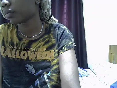 Horny-slut  online show from November 16, 2025, 12:21 pm