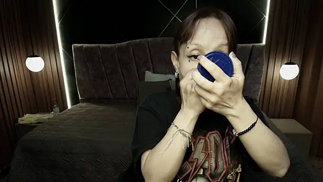 NatashaMason  online show from May 23, 2026, 7:46 pm