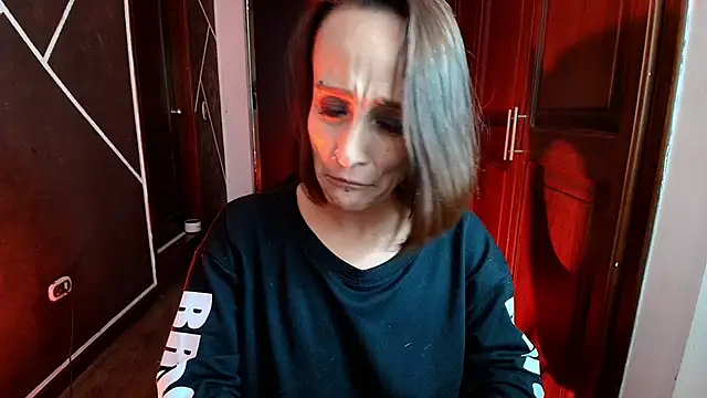 NatashaMason  online show from February 14, 2025, 2:44 pm