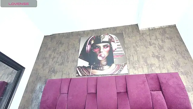 nicole  parker1 online show from October 4, 2025, 7:26 pm