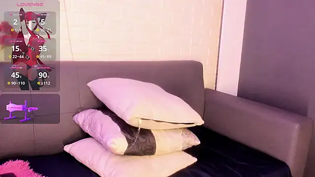 Snapshot of karina_gomez_18 chatting on October 20, 2025, 11:33 am karina gomez 18 online show from October 20, 2025, 11:33 am