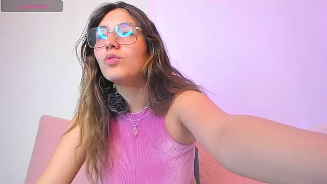 nataliepeterson online show from December 29, 2024, 8:55 am