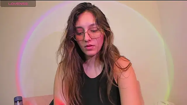 nataliepeterson online show from December 11, 2024, 3:58 pm