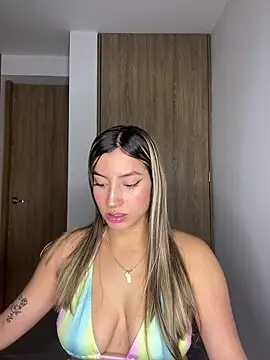 Issabela G1 online show from January 21, 2025, 3:15 am