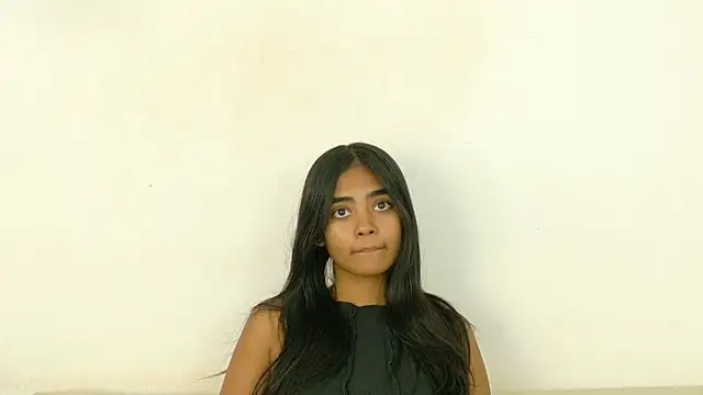 Snapshot of julieta_aguilar1 chatting on September 27, 2025, 8:26 pm julieta aguilar1 online show from September 27, 2025, 8:26 pm