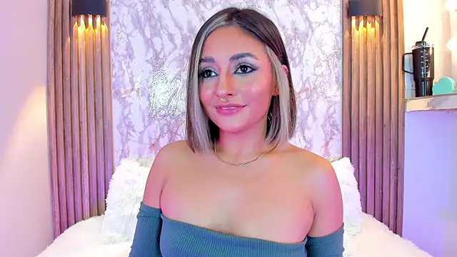 Nanda Vixen online show from February 24, 2025, 2:19 am