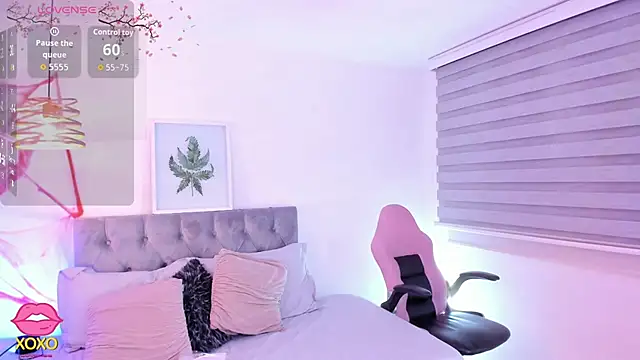 Nami sunny online show from October 9, 2025, 7:03 pm