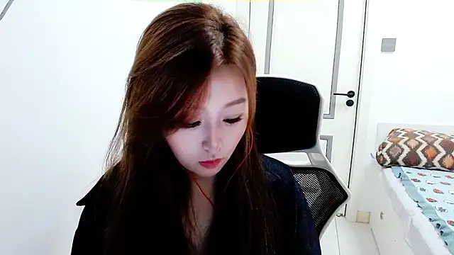 Snapshot of zhenzhen999 chatting on October 27, 2025, 4:19 pm zhenzhen999 online show from October 27, 2025, 4:19 pm