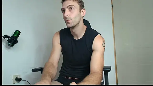 Snapshot of Ian_997 chatting on July 15, 2026, 6:42 am Ian 997 online show from July 15, 2026, 6:42 am