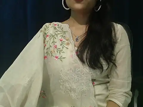 Yashi online show from March 17, 2026, 3:37 pm