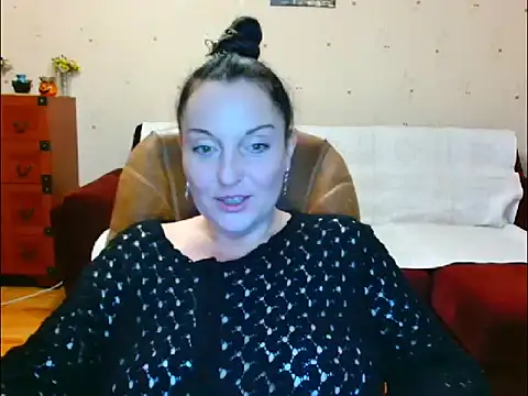 Snapshot of Alice3694 chatting on October 27, 2025, 4:13 am Alice3694 online show from October 27, 2025, 4:13 am