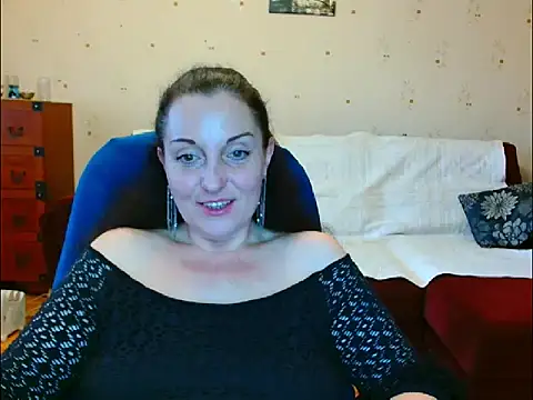 Alice3694 online show from April 8, 2026, 4:47 am