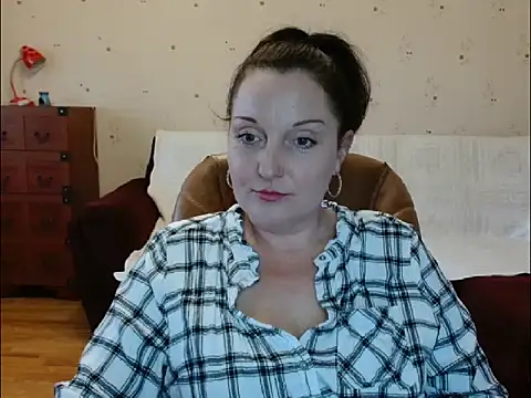 Alice3694 online show from February 26, 2025, 11:32 am