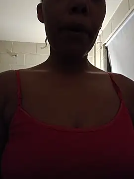 Snapshot of TickleMeKink chatting on October 29, 2025, 11:09 am TickleMeKink online show from October 29, 2025, 11:09 am