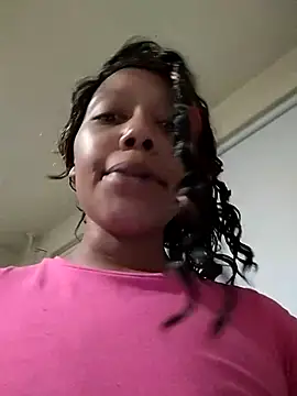 Snapshot of TickleMeKink chatting on October 30, 2025, 12:47 pm TickleMeKink online show from October 30, 2025, 12:47 pm