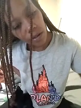 Snapshot of TickleMeKink chatting on October 20, 2025, 12:17 pm TickleMeKink online show from October 20, 2025, 12:17 pm