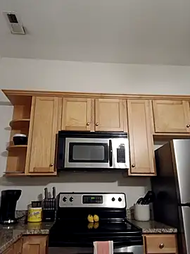 Snapshot of TickleMeKink chatting on September 24, 2025, 12:07 am TickleMeKink online show from September 24, 2025, 12:07 am