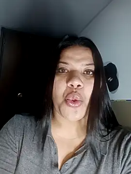 Snapshot of mile_uribe chatting on October 24, 2025, 9:52 am mile uribe online show from October 24, 2025, 9:52 am