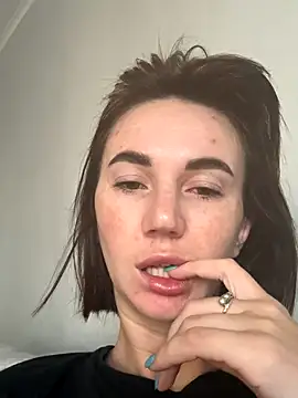 EvilDemon94 online show from October 29, 2025, 5:28 am