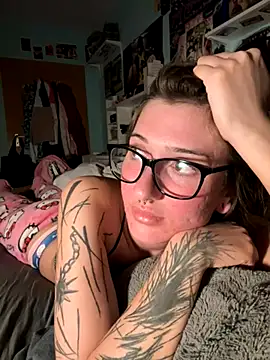 SonjaPrivat69  online show from September 26, 2025, 7:21 pm