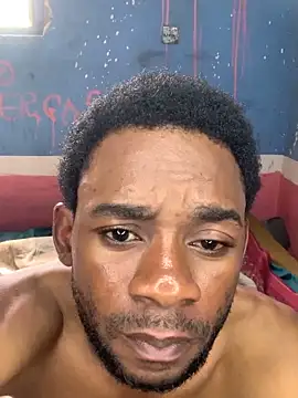 Snapshot of vergaswerrtt chatting on September 29, 2025, 2:12 pm vergaswerrtt online show from September 29, 2025, 2:12 pm