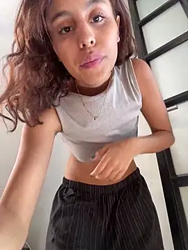 Katee Jones online show from February 19, 2025, 8:52 pm