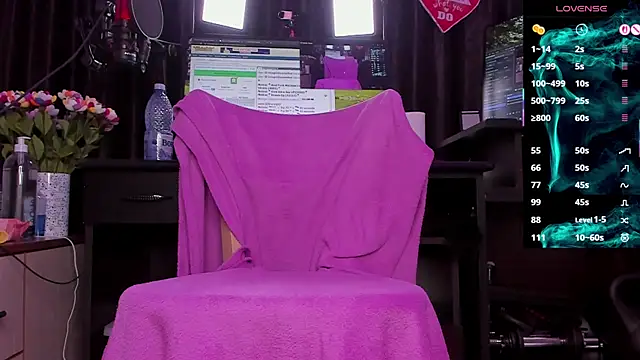 Snapshot of Raissa_sky26 chatting on October 7, 2025, 2:45 am Raissa sky26 online show from October 7, 2025, 2:45 am