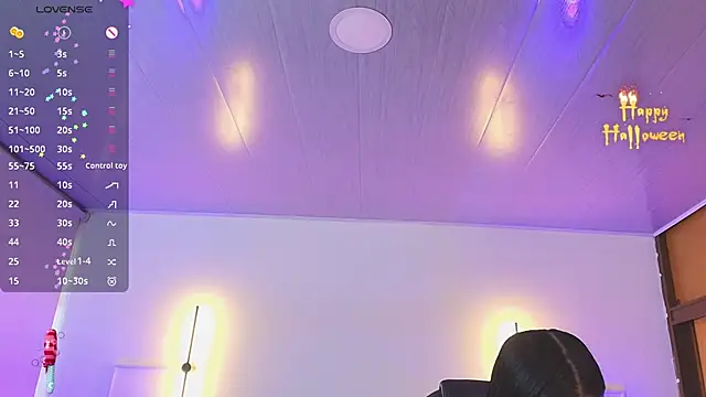 Snapshot of _gaby2 chatting on October 30, 2025, 11:19 am  gaby2 online show from October 30, 2025, 11:19 am