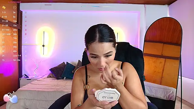  gaby2 online show from February 12, 2025, 12:22 pm
