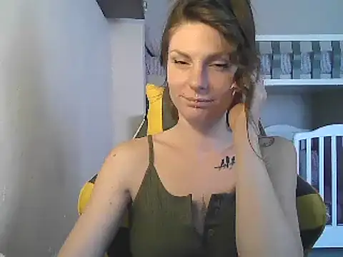 Snapshot of Feli_blue chatting on March 7, 2025, 10:46 am Feli blue online show from March 7, 2025, 10:46 am