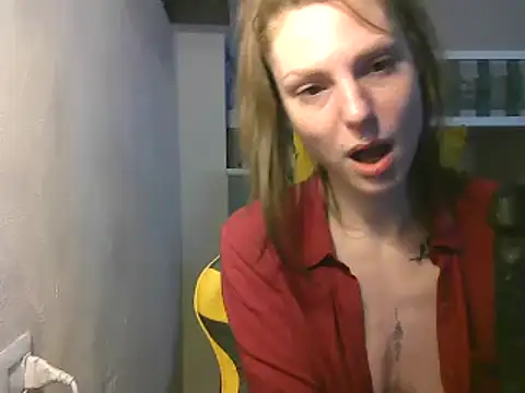 Snapshot of Feli_blue chatting on January 31, 2025, 12:18 pm Feli blue online show from January 31, 2025, 12:18 pm