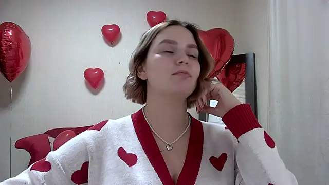 DianeMills online show from February 12, 2025, 4:44 am
