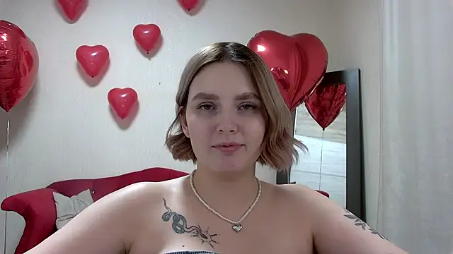 DianeMills online show from February 12, 2025, 1:41 am