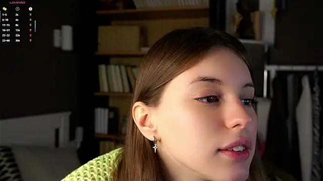 Snapshot of DarylBarks chatting on October 10, 2025, 1:06 am DarylBarks online show from October 10, 2025, 1:06 am