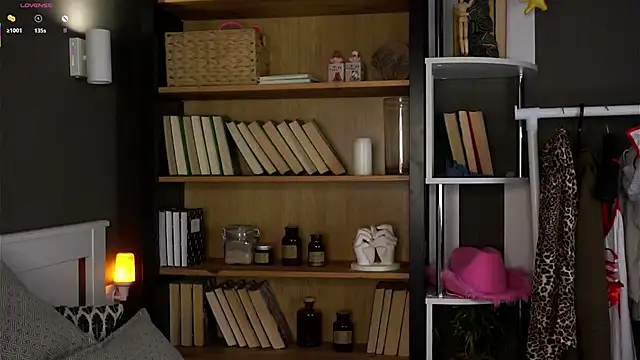 Snapshot of DarylBarks chatting on September 27, 2025, 1:01 am DarylBarks online show from September 27, 2025, 1:01 am