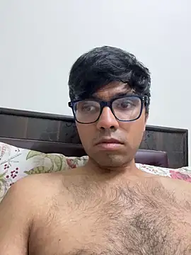 BoyzaraHatke online show from April 11, 2026, 6:44 pm