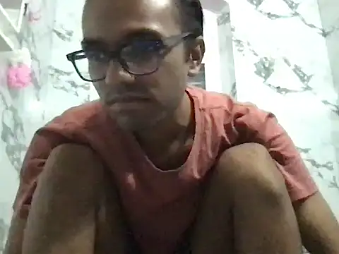 Snapshot of BoyzaraHatke chatting on July 11, 2026, 9:48 pm BoyzaraHatke online show from July 11, 2026, 9:48 pm