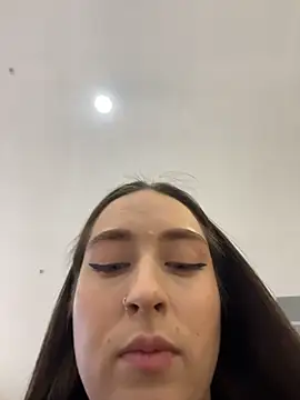 Holly Play online show from December 17, 2025, 12:10 pm