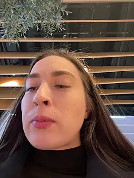 Holly Play online show from January 23, 2025, 9:08 am