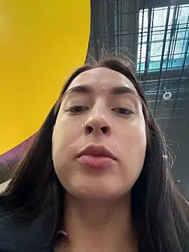 Holly Play online show from February 13, 2025, 8:27 am