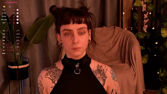 MichaellaMoon online show from January 11, 2025, 2:30 am