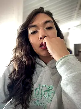 Snapshot of Iris_lee chatting on September 16, 2025, 5:47 pm Iris lee online show from September 16, 2025, 5:47 pm