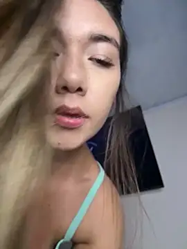 Iris lee online show from May 14, 2026, 1:13 am