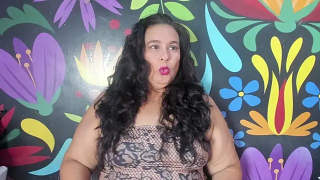 Sharllot bbw online show from October 27, 2025, 12:17 pm