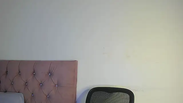 nicol jone1 online show from February 24, 2026, 11:27 pm