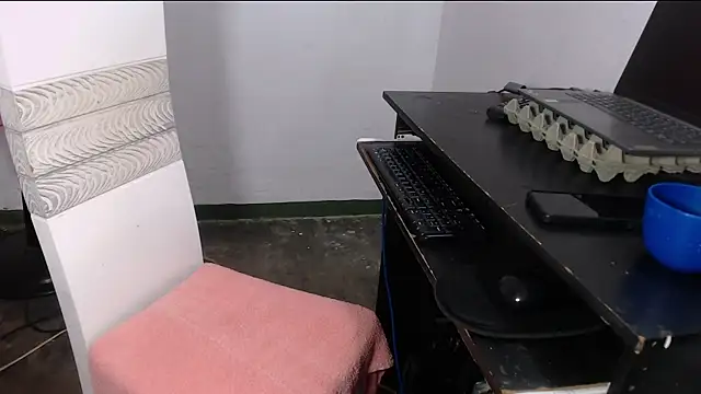 sweet princess707 online show from February 25, 2025, 1:43 pm